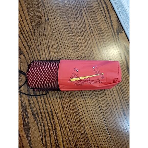 St Louis Cardinals One Size Rain Poncho MLB Jacket Snow Stadium Baseball - Picture 5 of 6